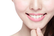 We provide high quality dental veneers here in Macquarie Park at an affordable rate.