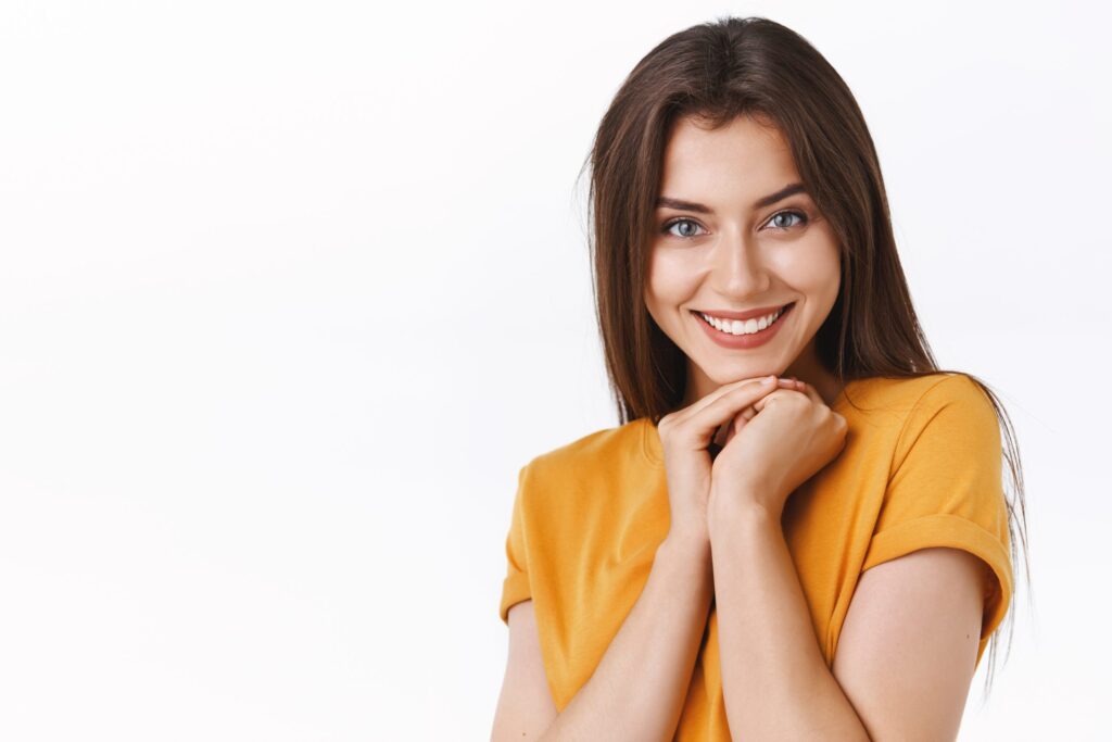 Veneers: Porcelain and Composite Compared